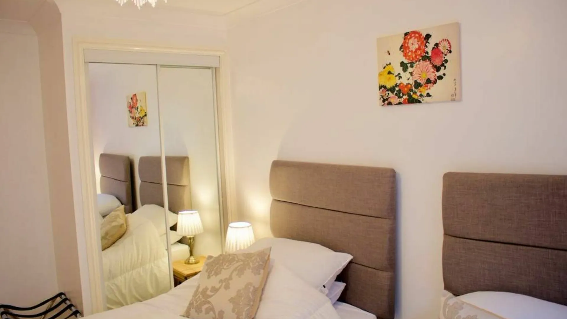 2 Bedroom Flat Near Holyrood Park Sleeps 4 Edinburgh Appartement