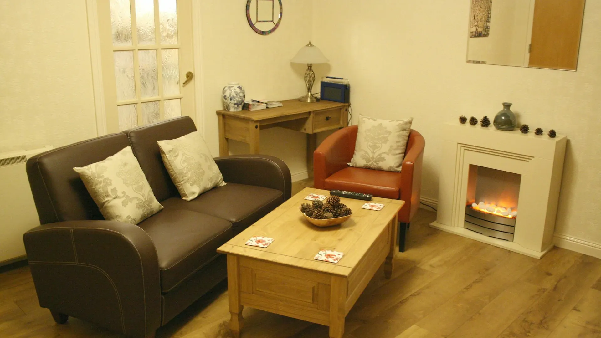 2 Bedroom Flat Near Holyrood Park Sleeps 4 Edinburgh 0*,  Verenigd Koninkrijk